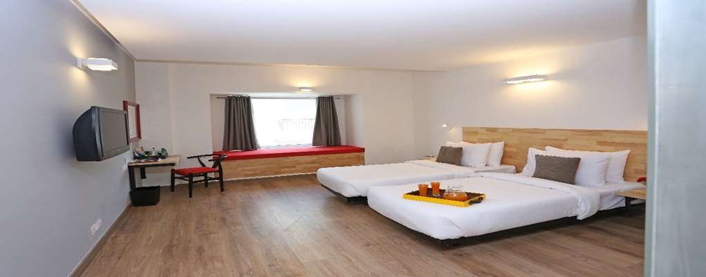 Oyo Townhouse 015 Lajpat Nagar Hotel New Delhi Room photo
